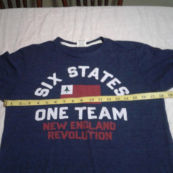 mens med. Short sleeve t-shirts retro NE soccer - Picture 6 of 6